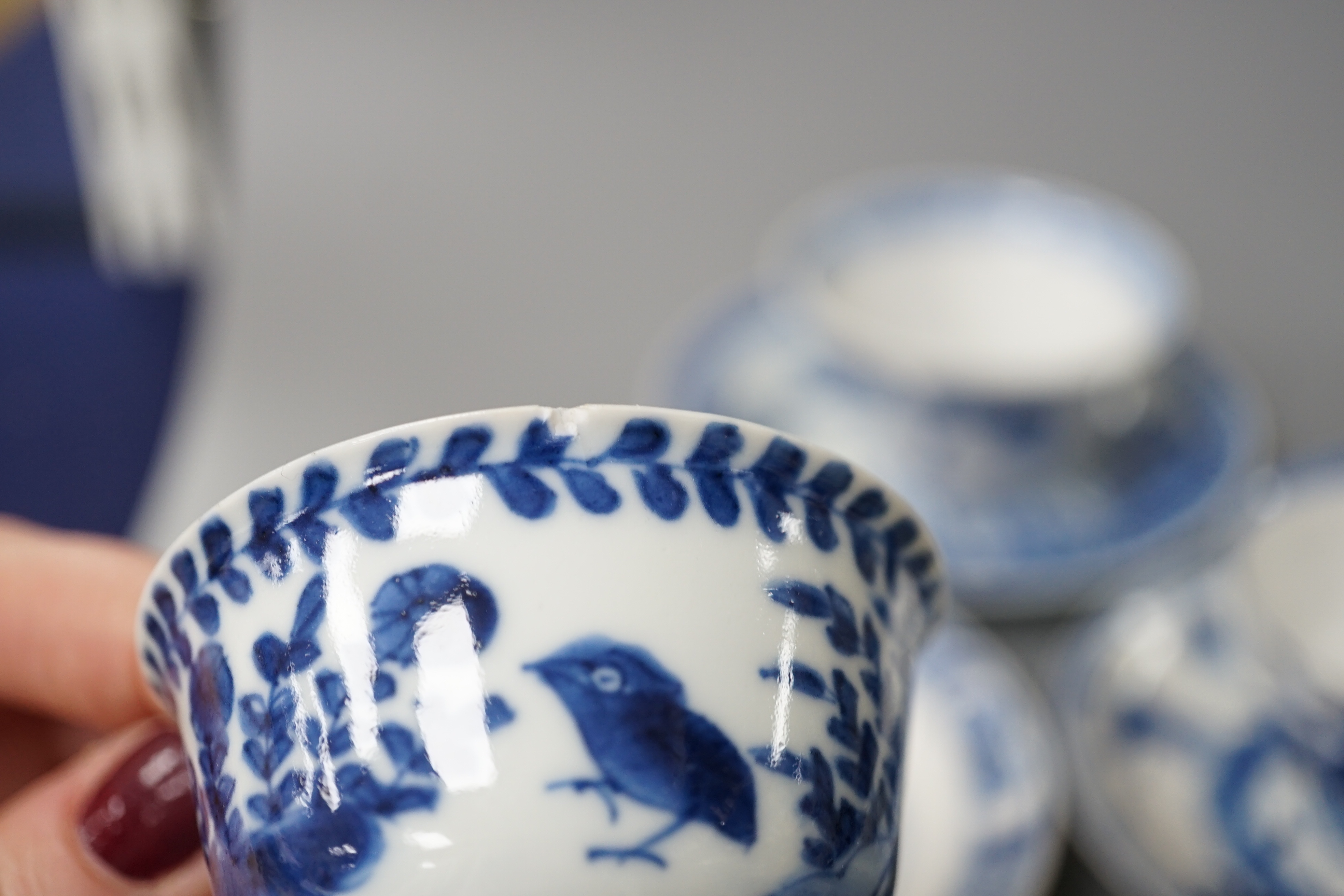 3 Chinese Kangxi blue and white tea bowls and saucers, 10cm diameter